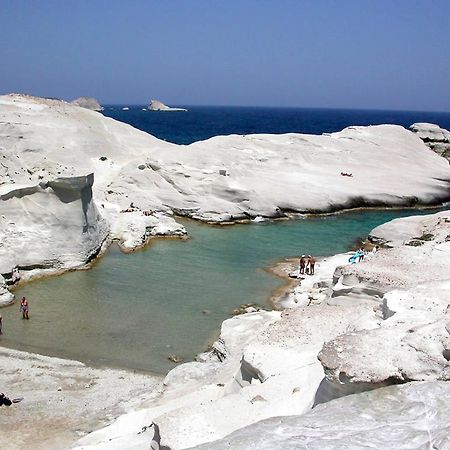 Sarakiniko View Studios Mandrákia Kültér fotó