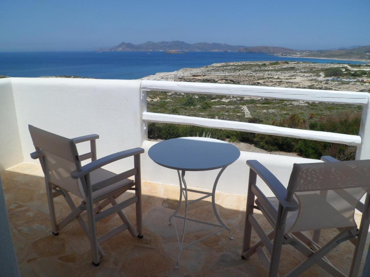 Sarakiniko View Studios Mandrákia Kültér fotó