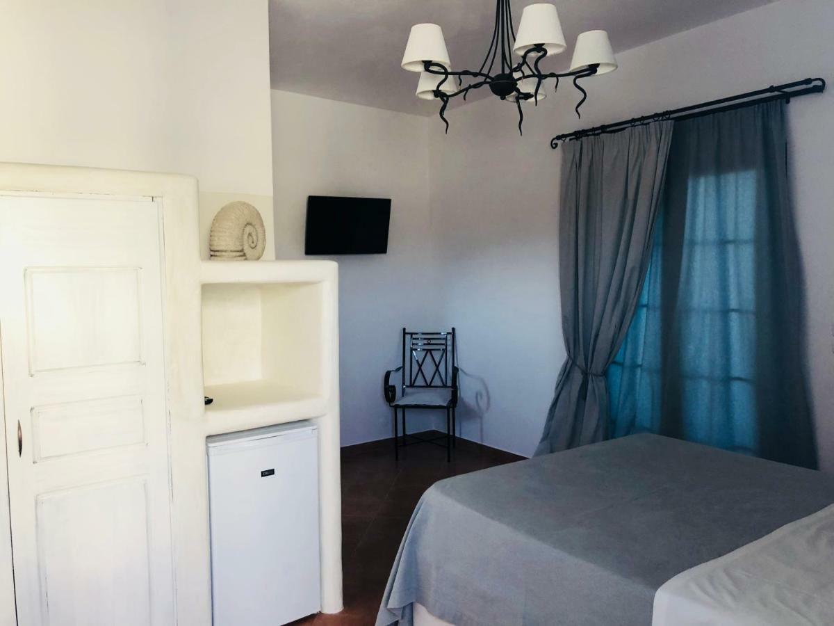 Sarakiniko View Studios Mandrákia Kültér fotó